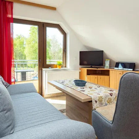 Haus Ahrens 4 Apartment Zingst